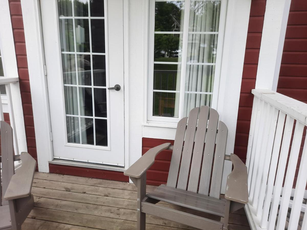 Margarita Vacation Getaway Apartman Oro-Medonte Kültér fotó